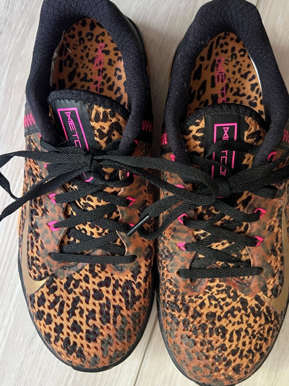 Nike Metcon 6 Leopard Print, Size 6, Good condition